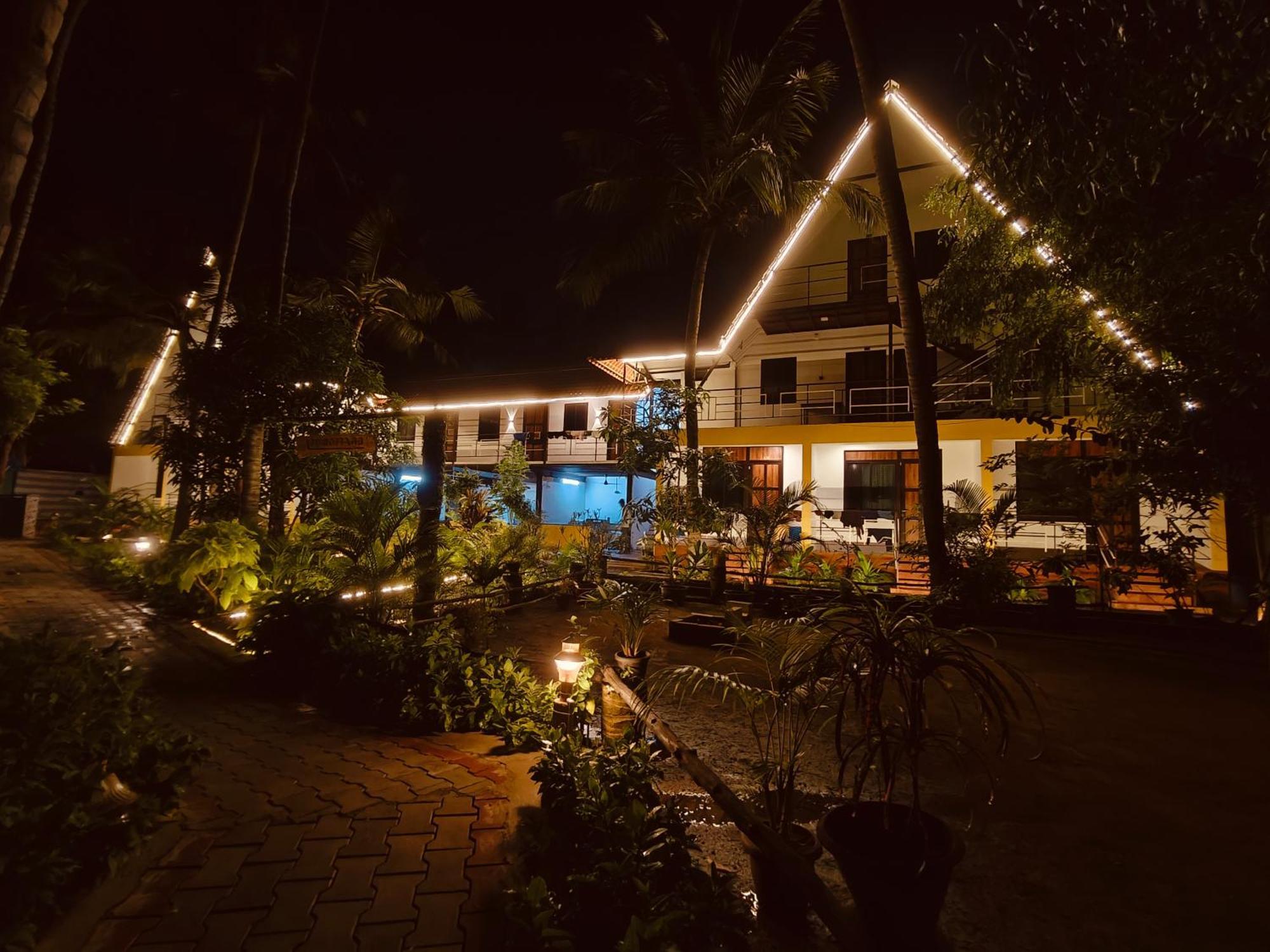 Pv Cottages - Serenity Beach Puducherry Eksteriør billede
