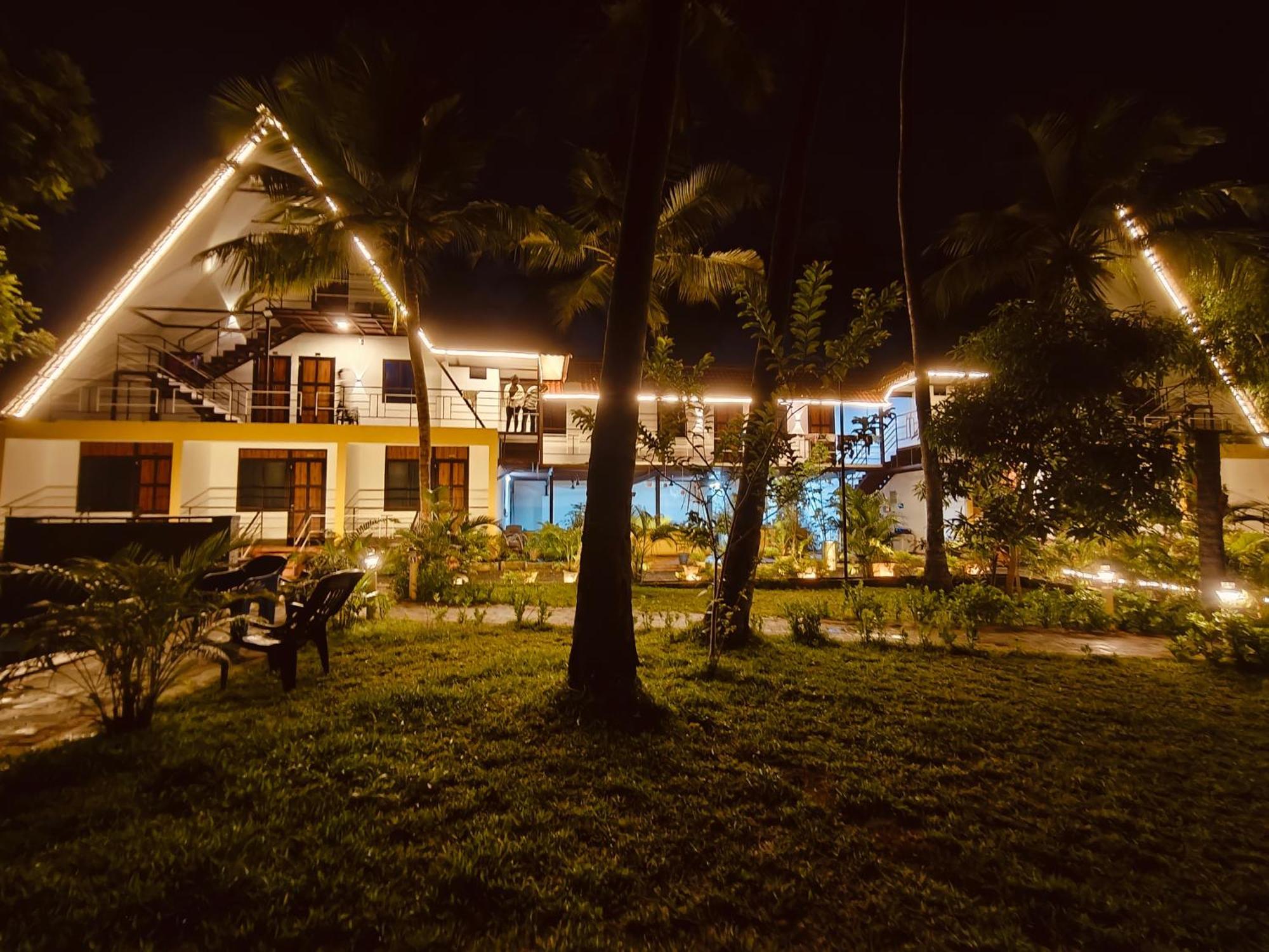Pv Cottages - Serenity Beach Puducherry Eksteriør billede